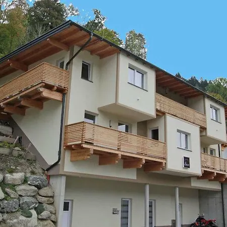 Lanser アパート *